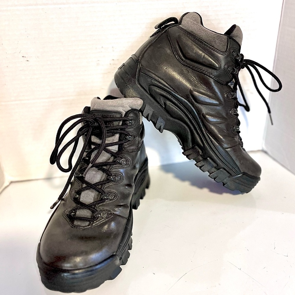 RUGGED SHARK LEATHER Hiking Boots Sz 9